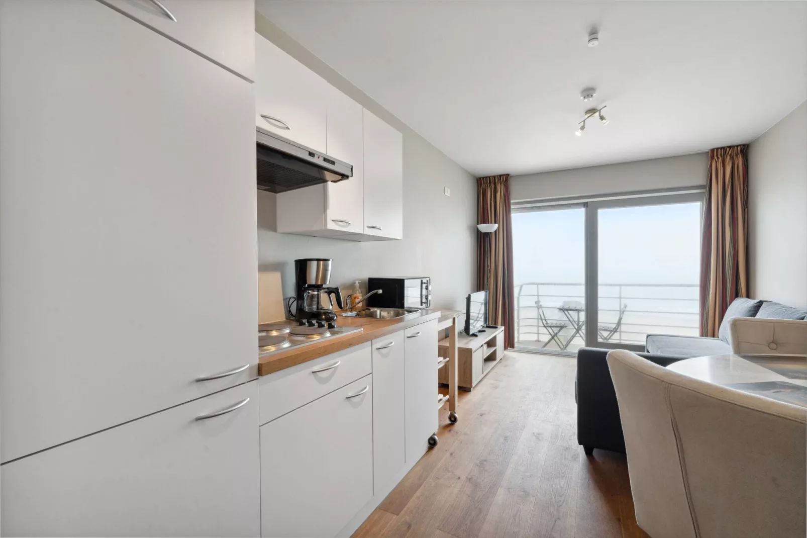 Ocean Suites 1004-Keuken