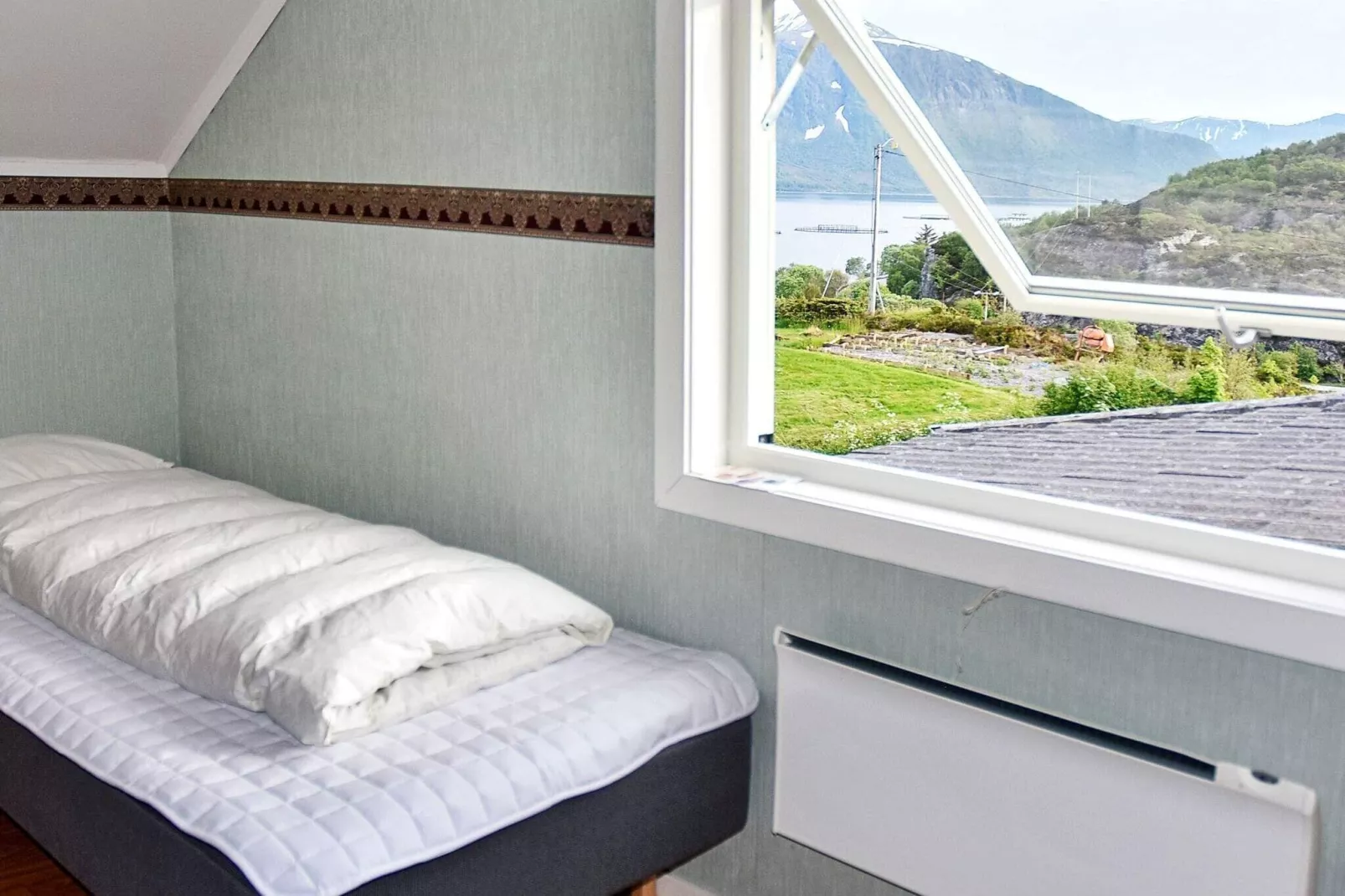 10 persoons vakantie huis in MIDSUND-Binnen