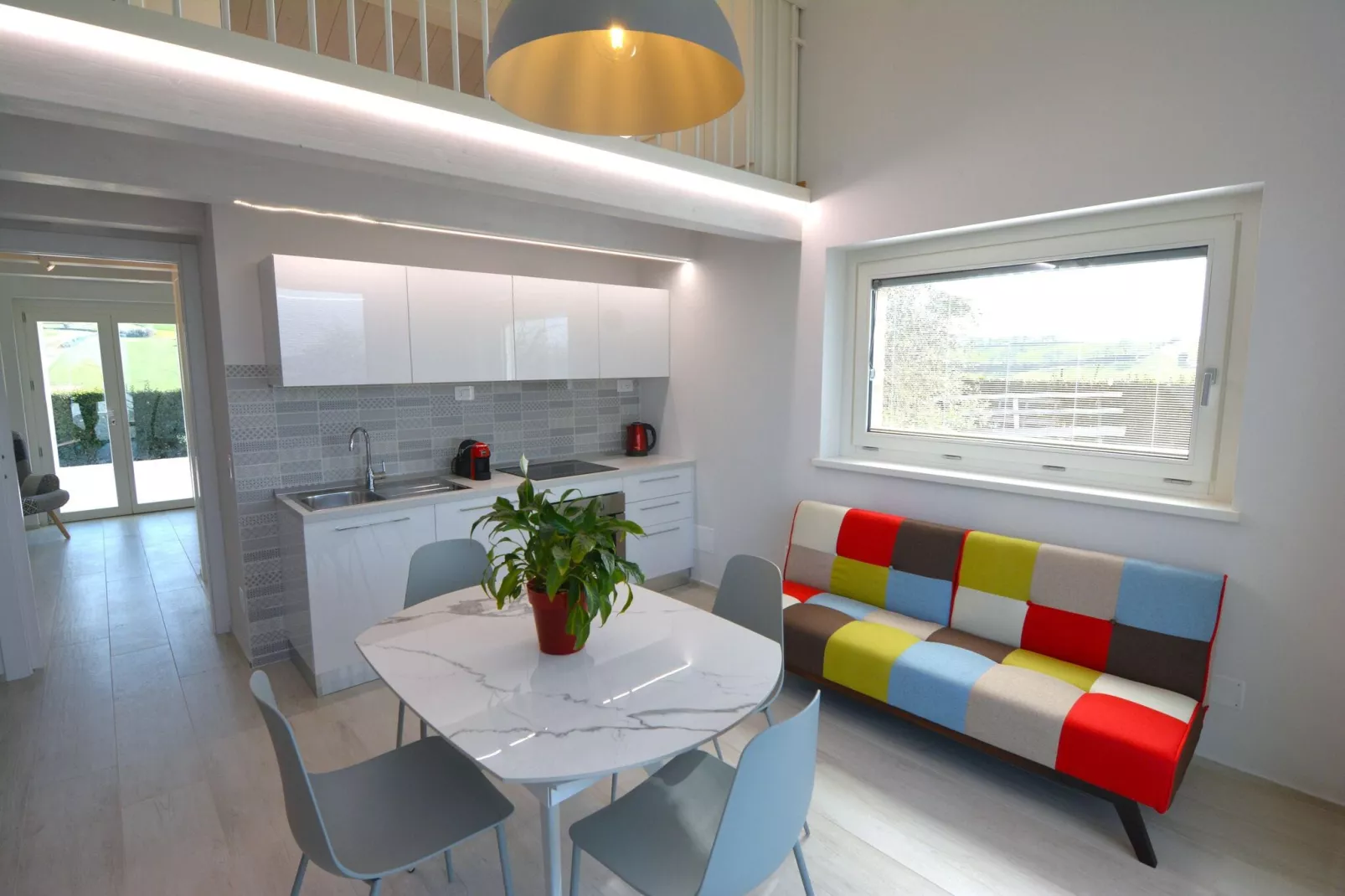Infiniti Colli-Woonkamer