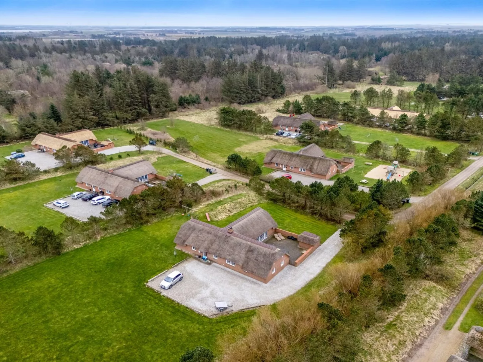 "Aane" - 1.8km from the sea-Buiten