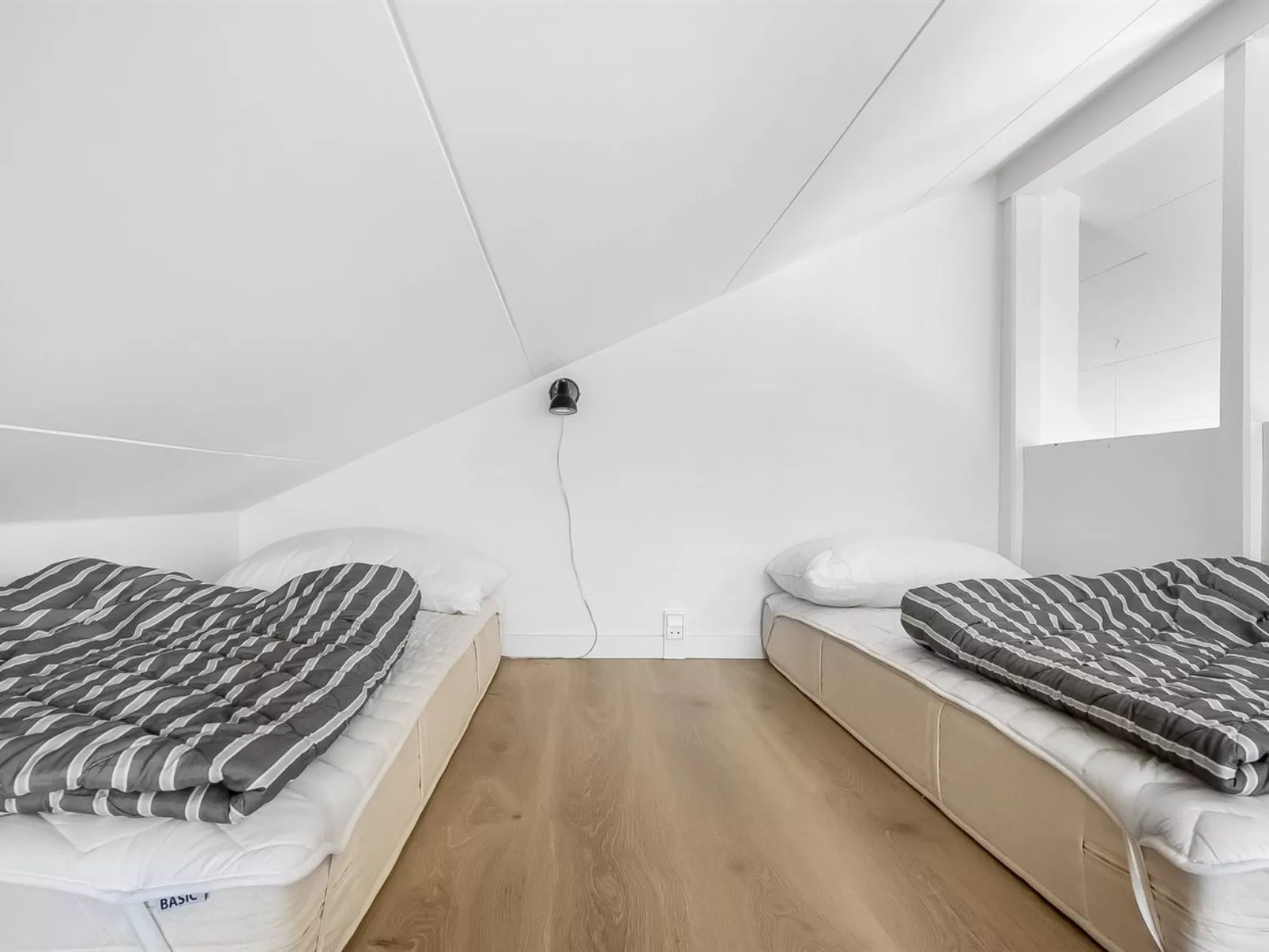 "Tovi" - 600m from the sea-Buiten