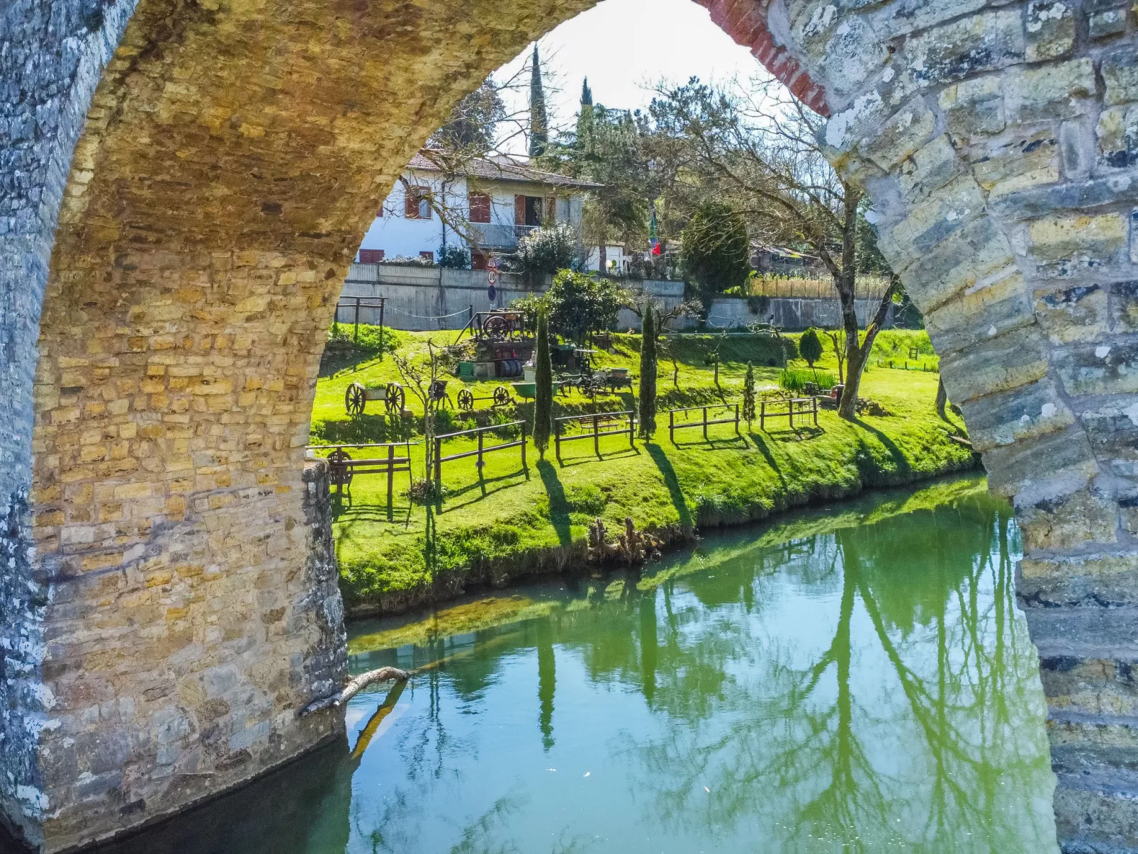 La Casa del Ponte Romano