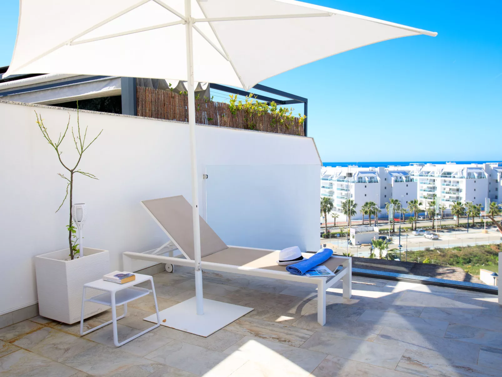 Serenebay Apartment SeaView/Roof Terrace-Binnen