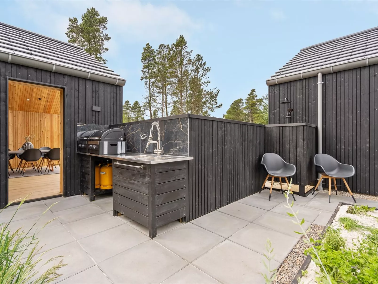 "Menja" - 1.4km from the sea-Binnen