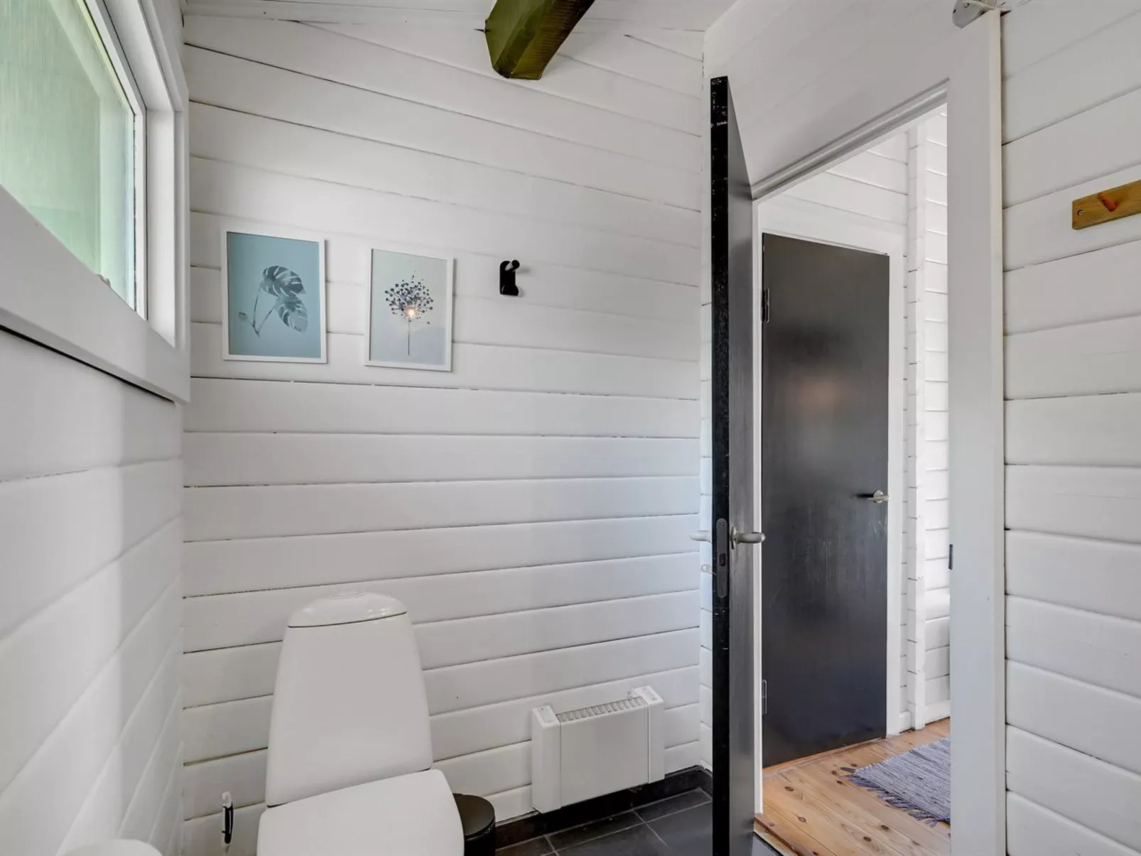 "Flora" - 1.5km from the sea-Binnen
