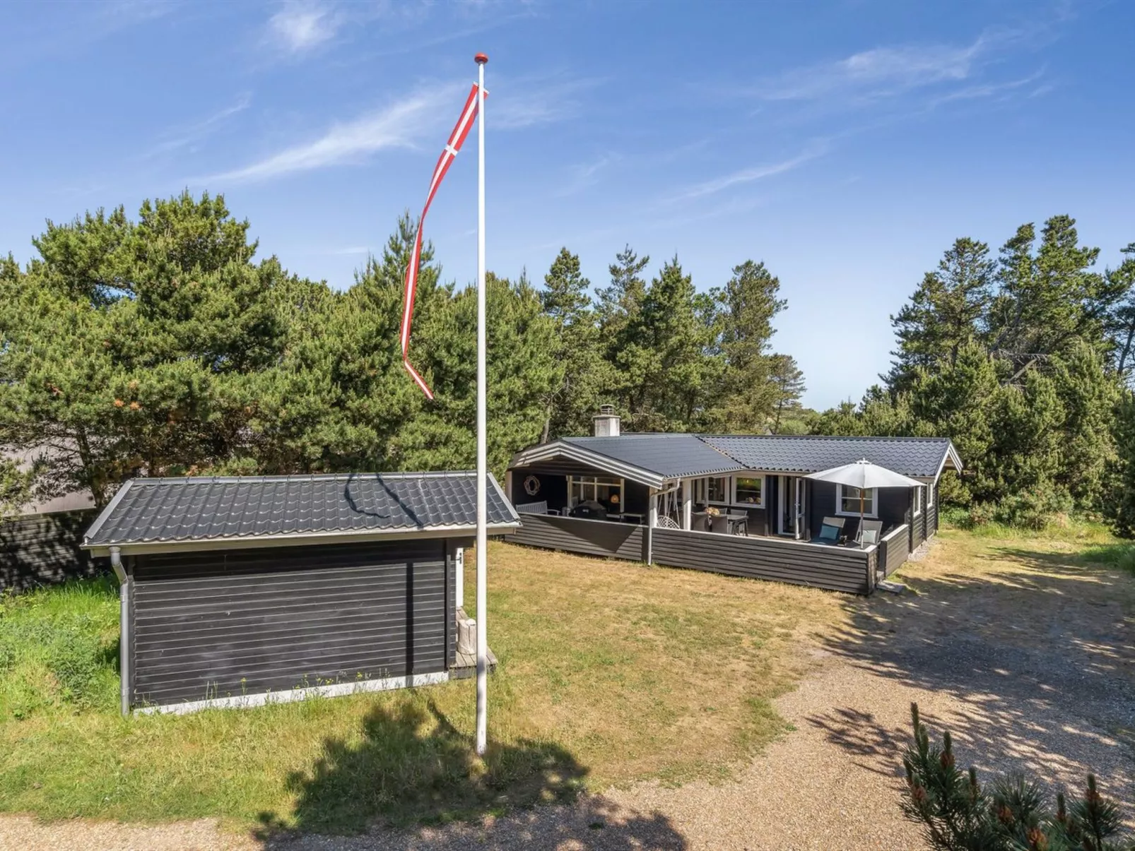 "Flora" - 1.5km from the sea-Buiten