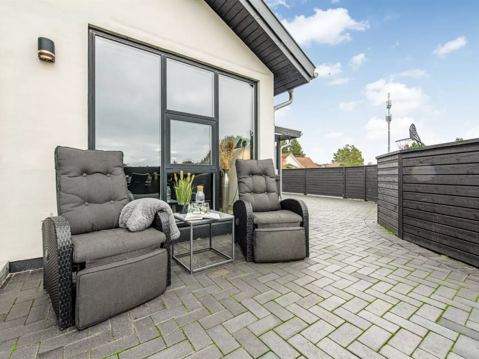"Nona" - 1.1km from the sea-Buiten