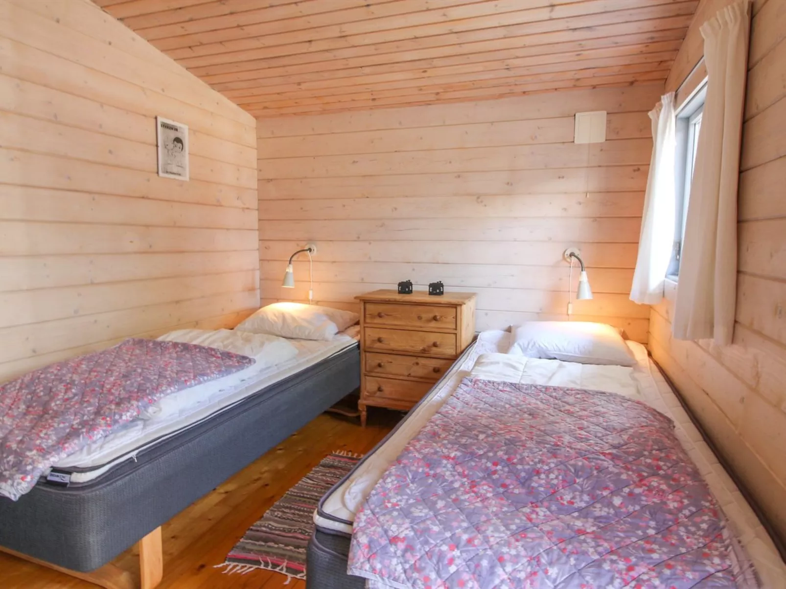 "Augustine" - 1.6km from the sea-Binnen