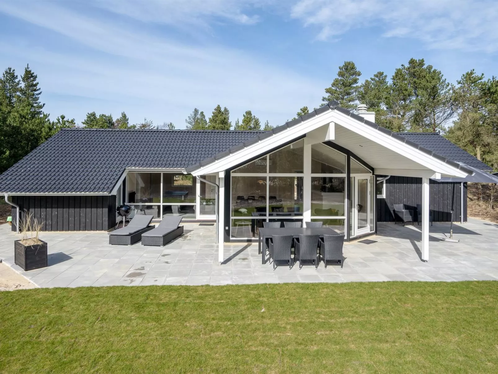 "Dior" - 1.4km from the sea-Buiten
