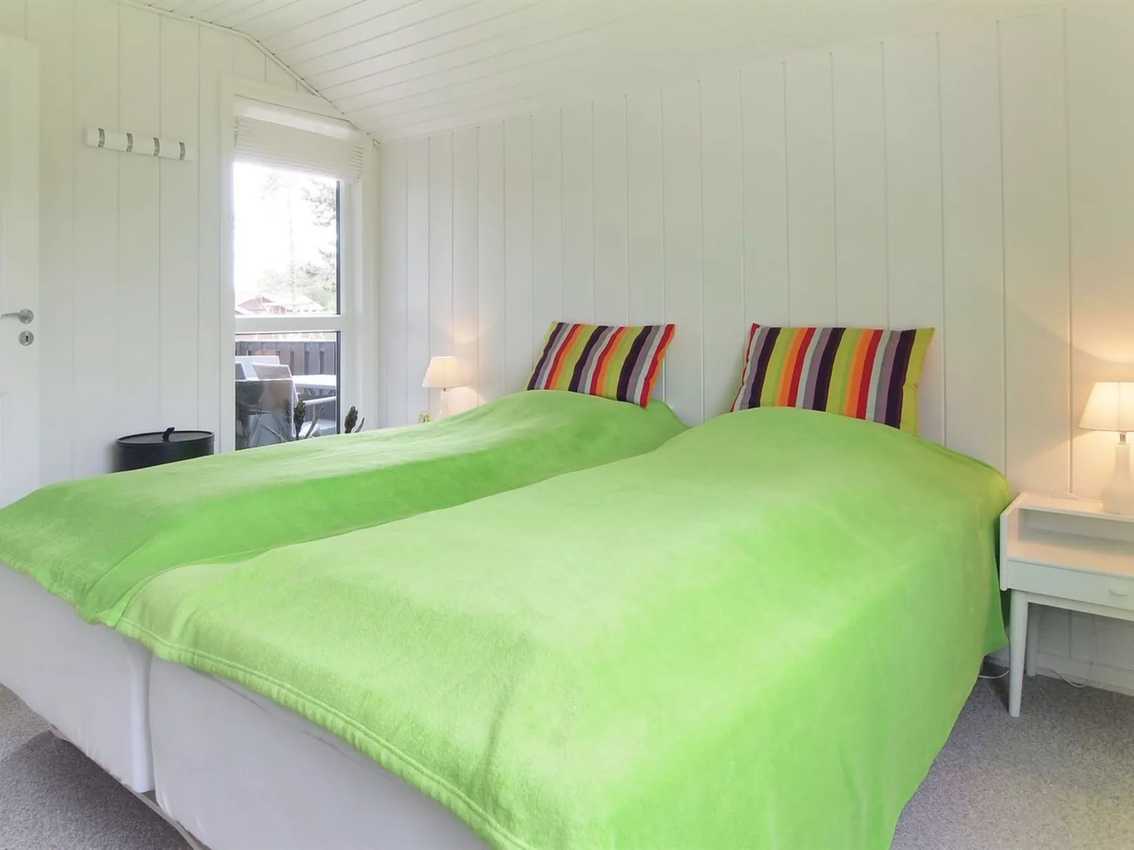 "Kadir" - 500m from the sea-Binnen