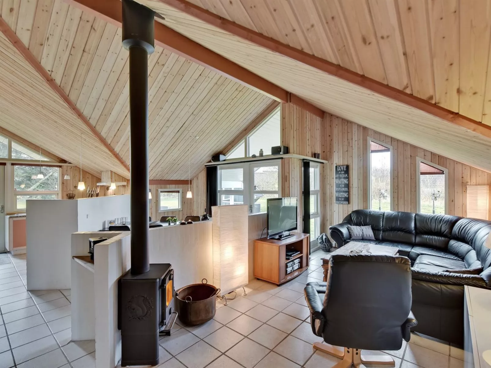 "Aisa" - 10.5km from the sea-Binnen