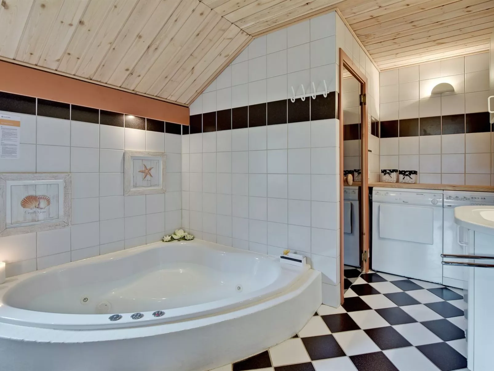 "Aisa" - 10.5km from the sea-Buiten
