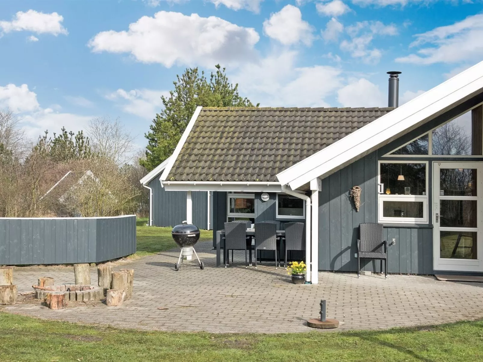 "Aisa" - 10.5km from the sea-Buiten