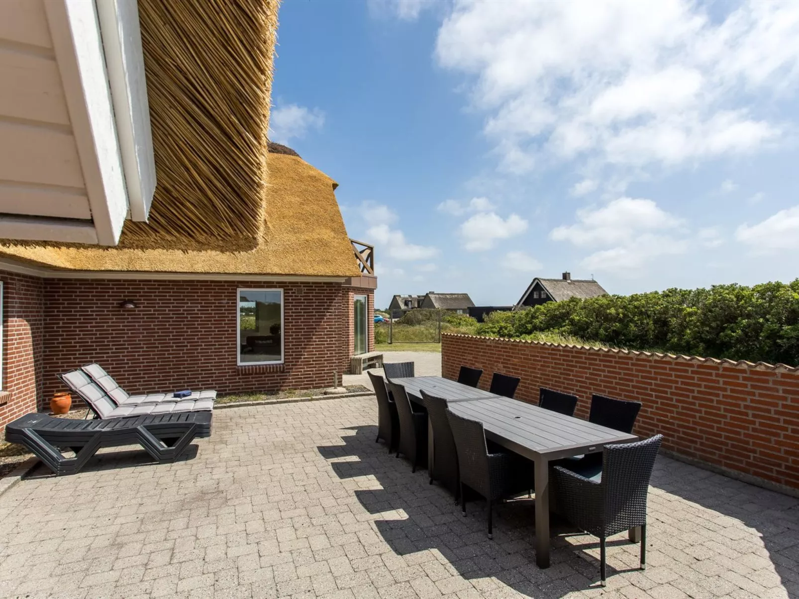 "Stillan" - 150m from the sea-Buiten