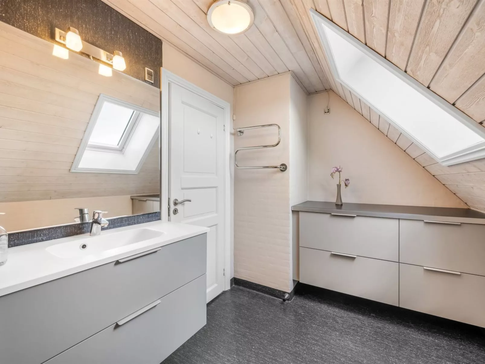 "Effy" - 350m from the sea-Binnen