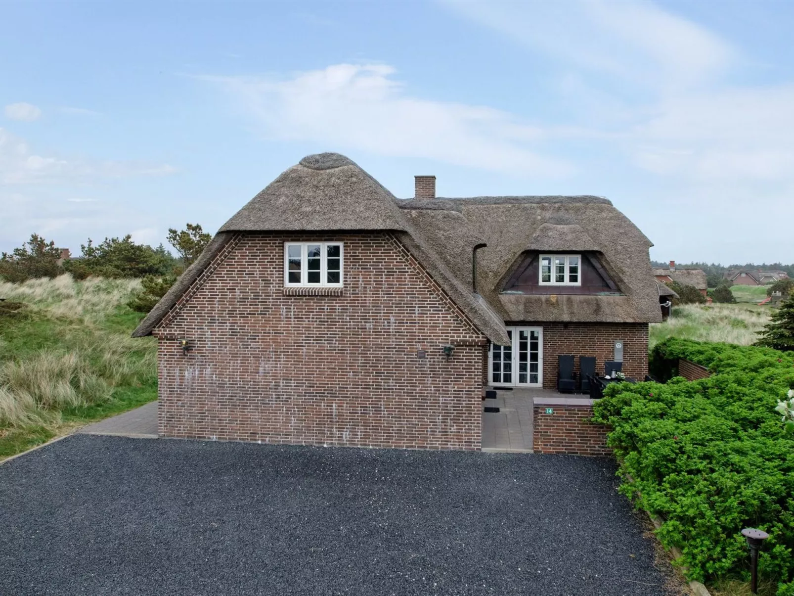 "Effy" - 350m from the sea-Buiten