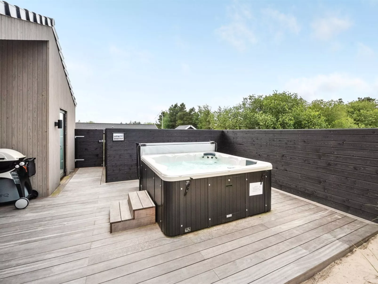 "Antonette" - 1.8km from the sea-Buiten