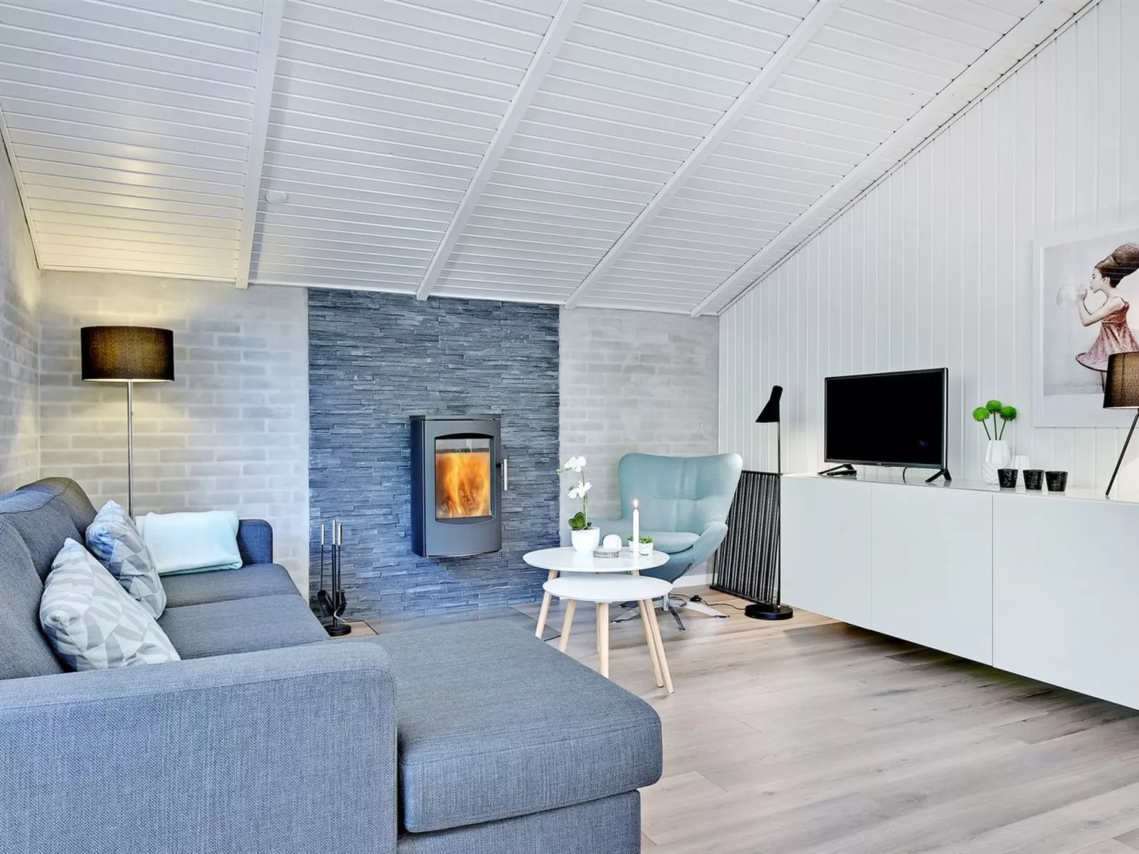 "Eirik" - 2.5km from the sea-Binnen