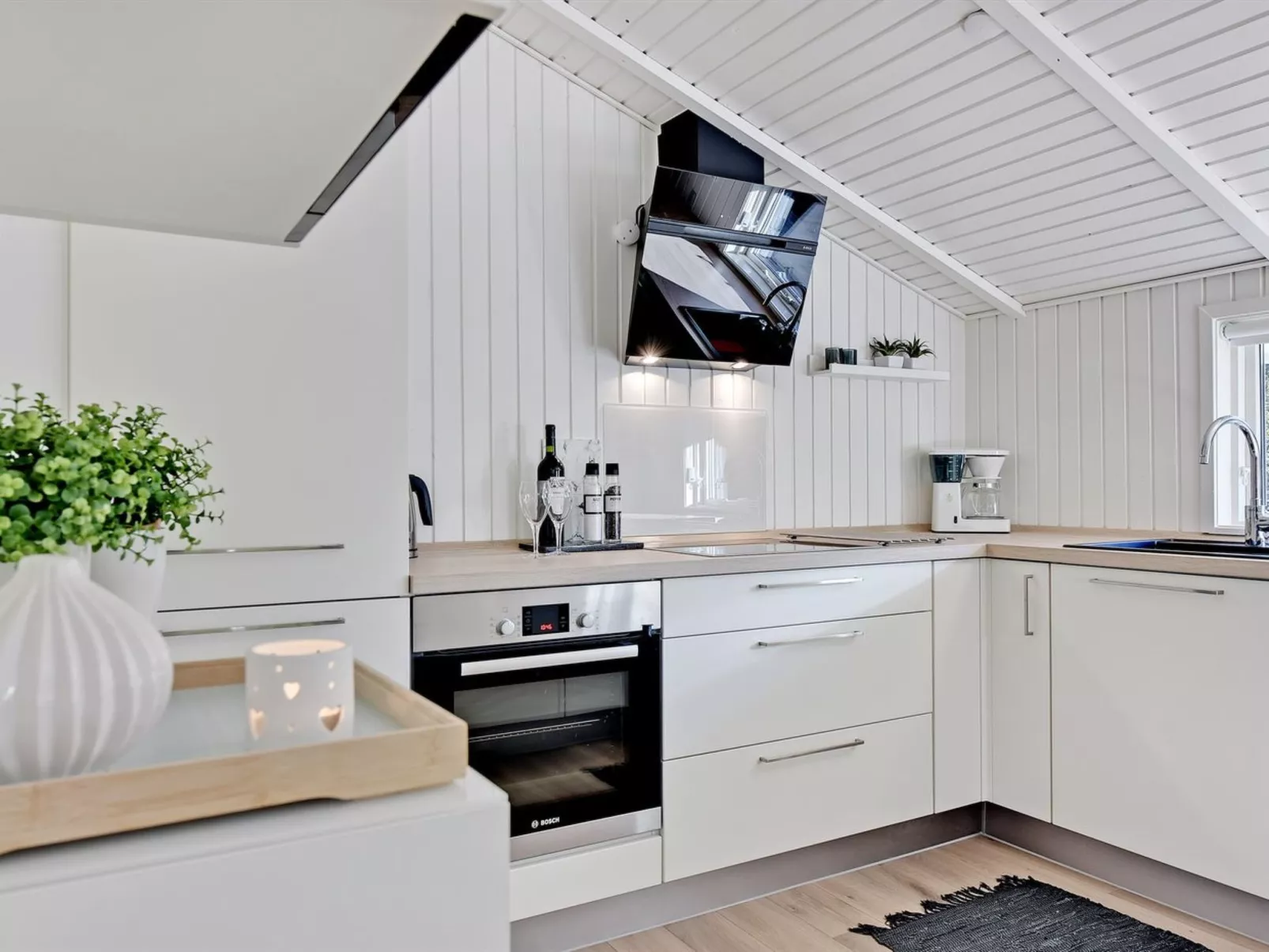 "Eirik" - 2.5km from the sea-Binnen