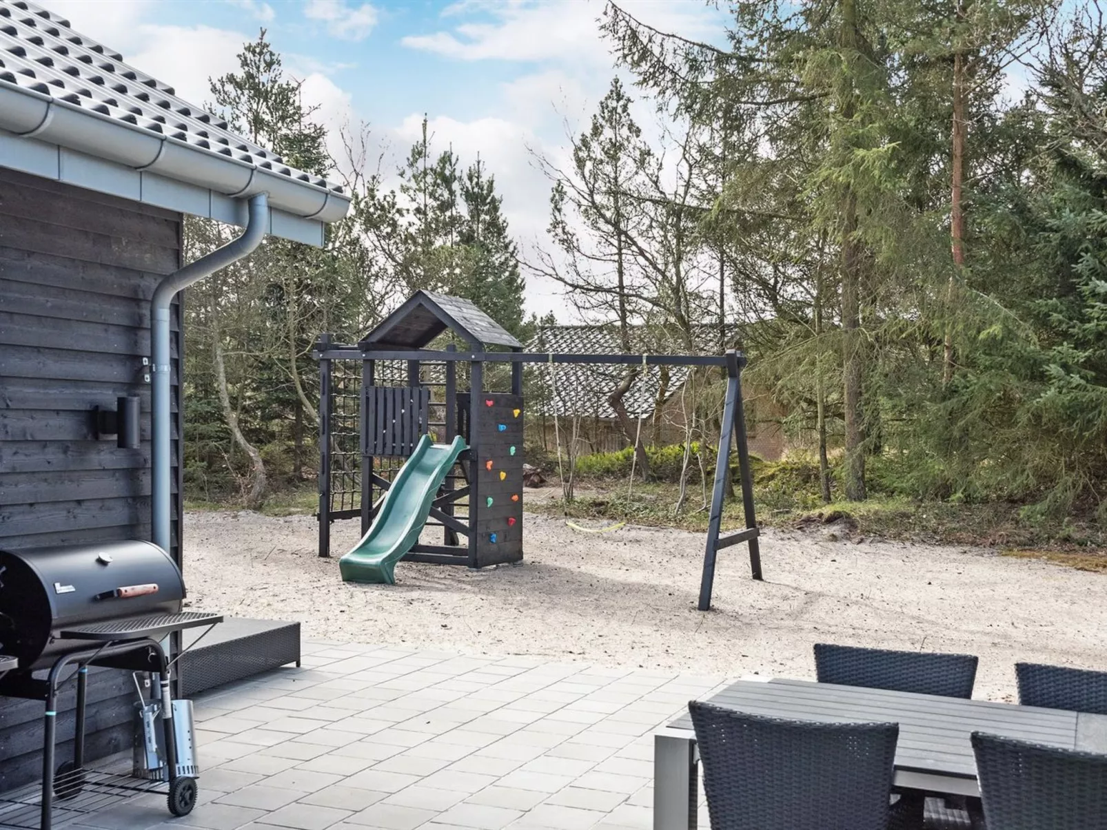 "Jeneke" - 1.6km from the sea-Buiten