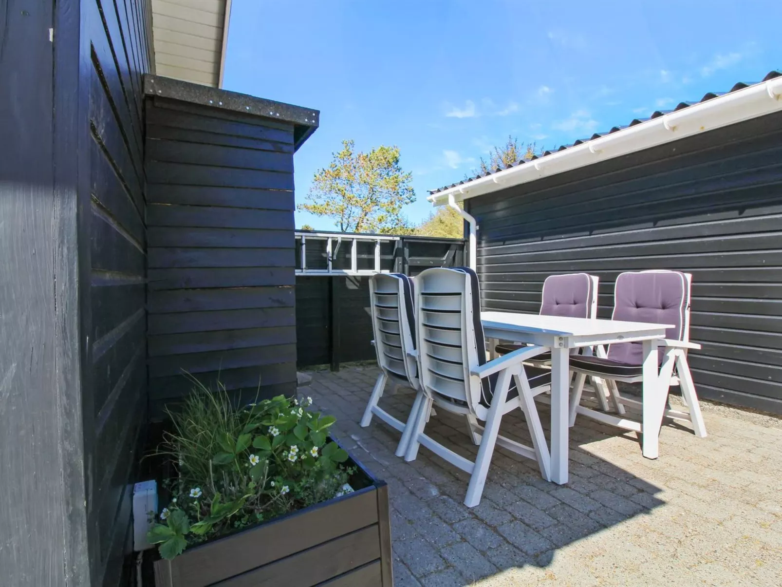 "Hillmari" - 200m from the sea-Buiten