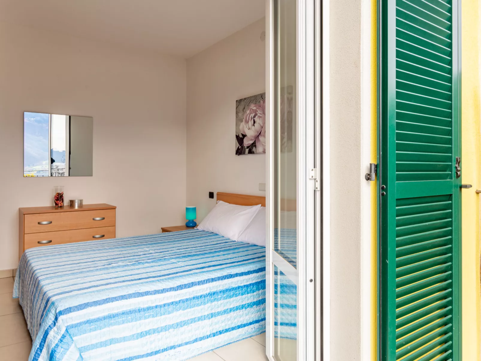Raggio di Sole Apartment C-Binnen