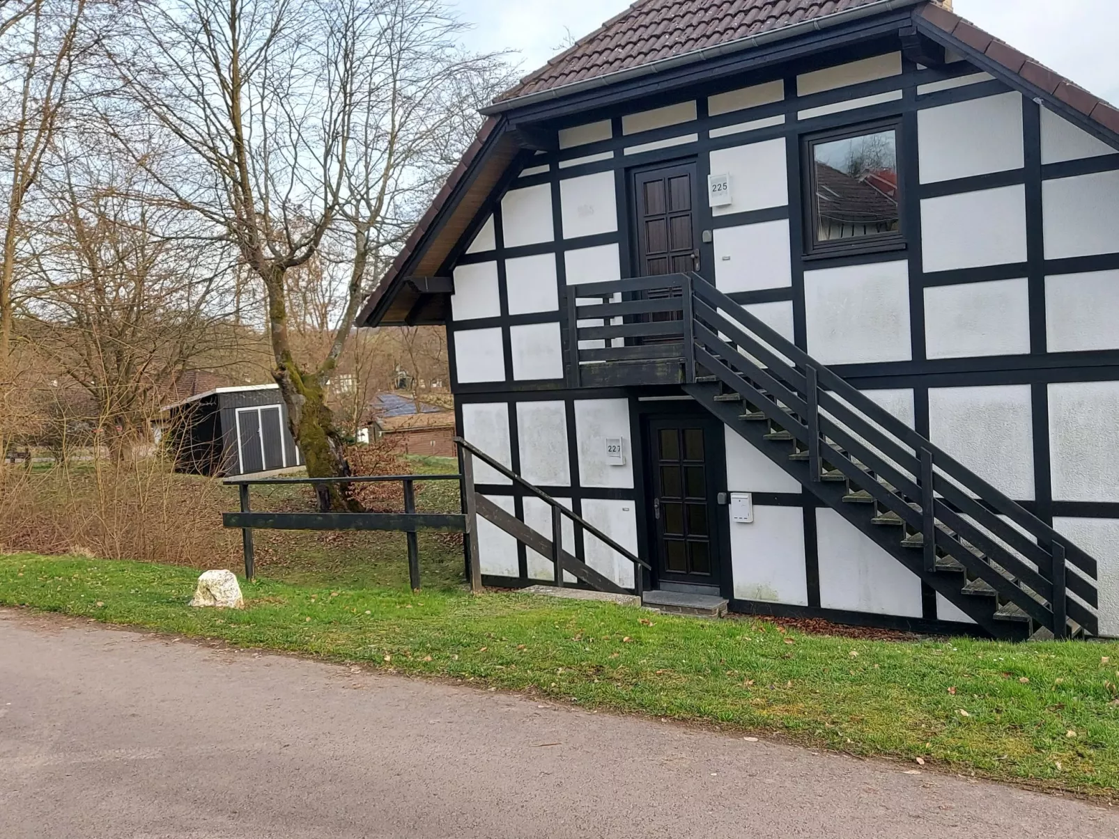 Sternberg 225-Buiten