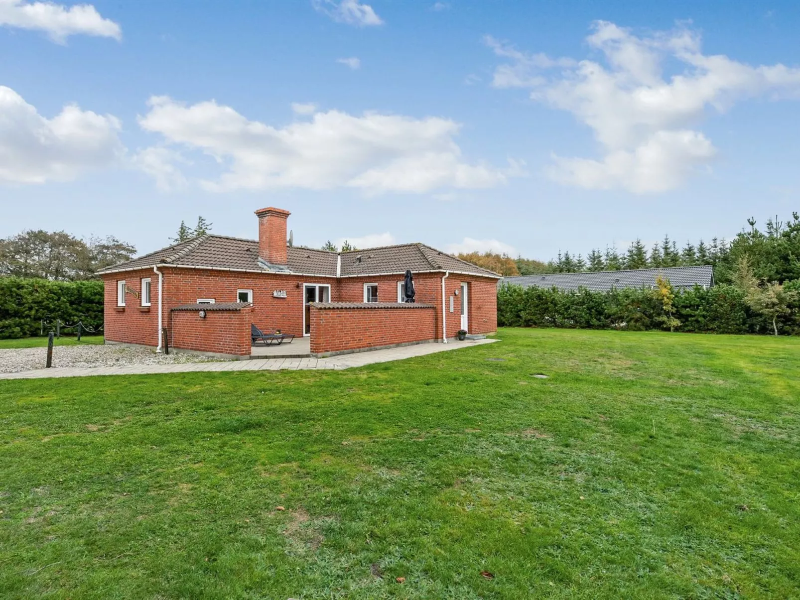 "Pernilla" - 2km from the sea-Buiten