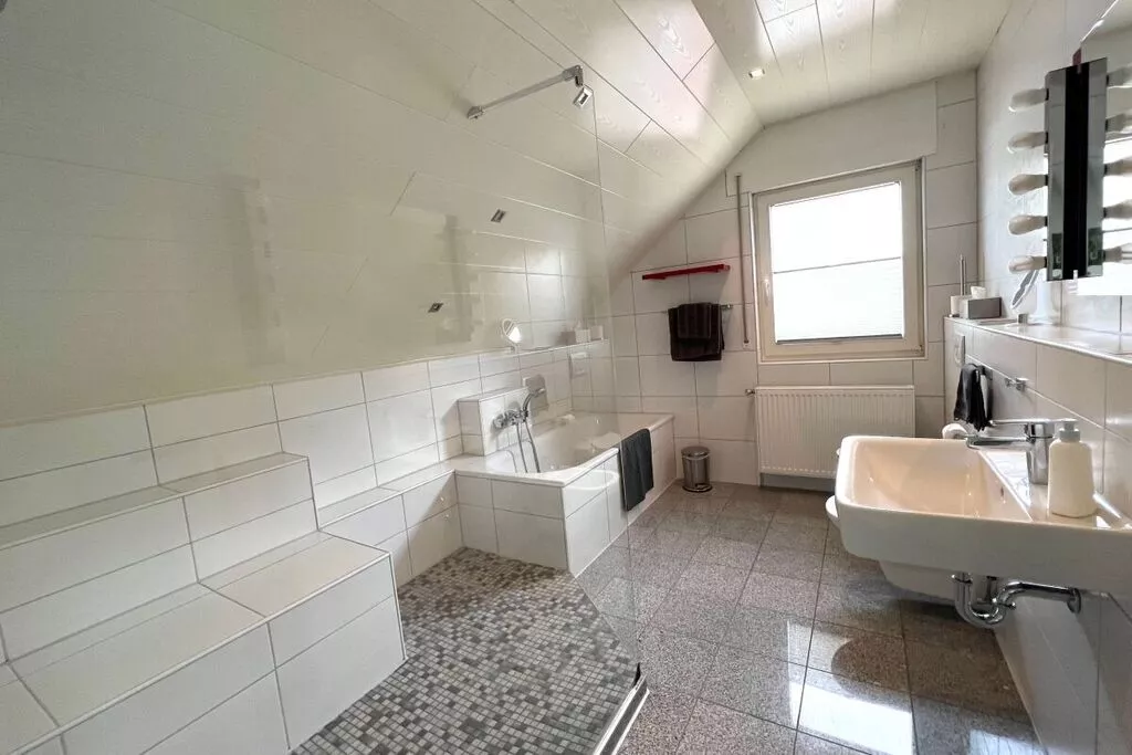 407067-Badkamer