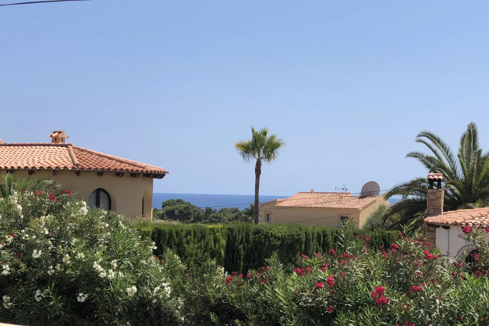 Casa d Aaz-Buitenkant zomer