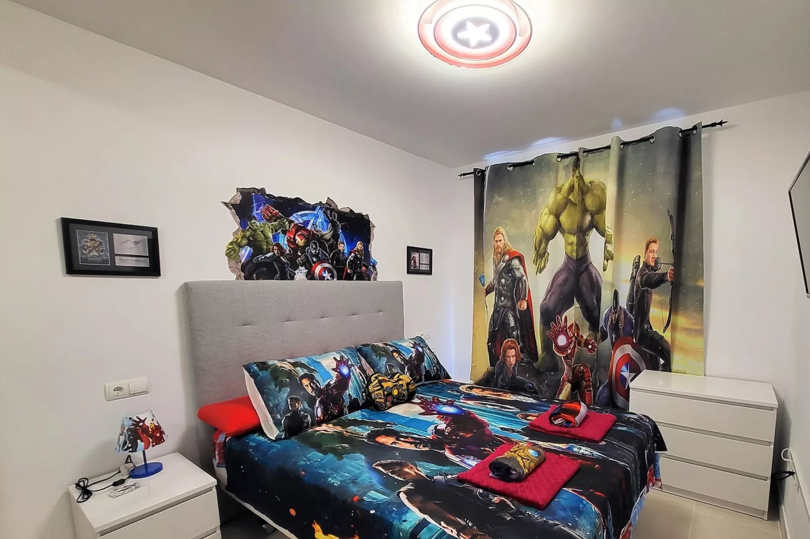 Ático Marvel con piscina privada-Slaapkamer