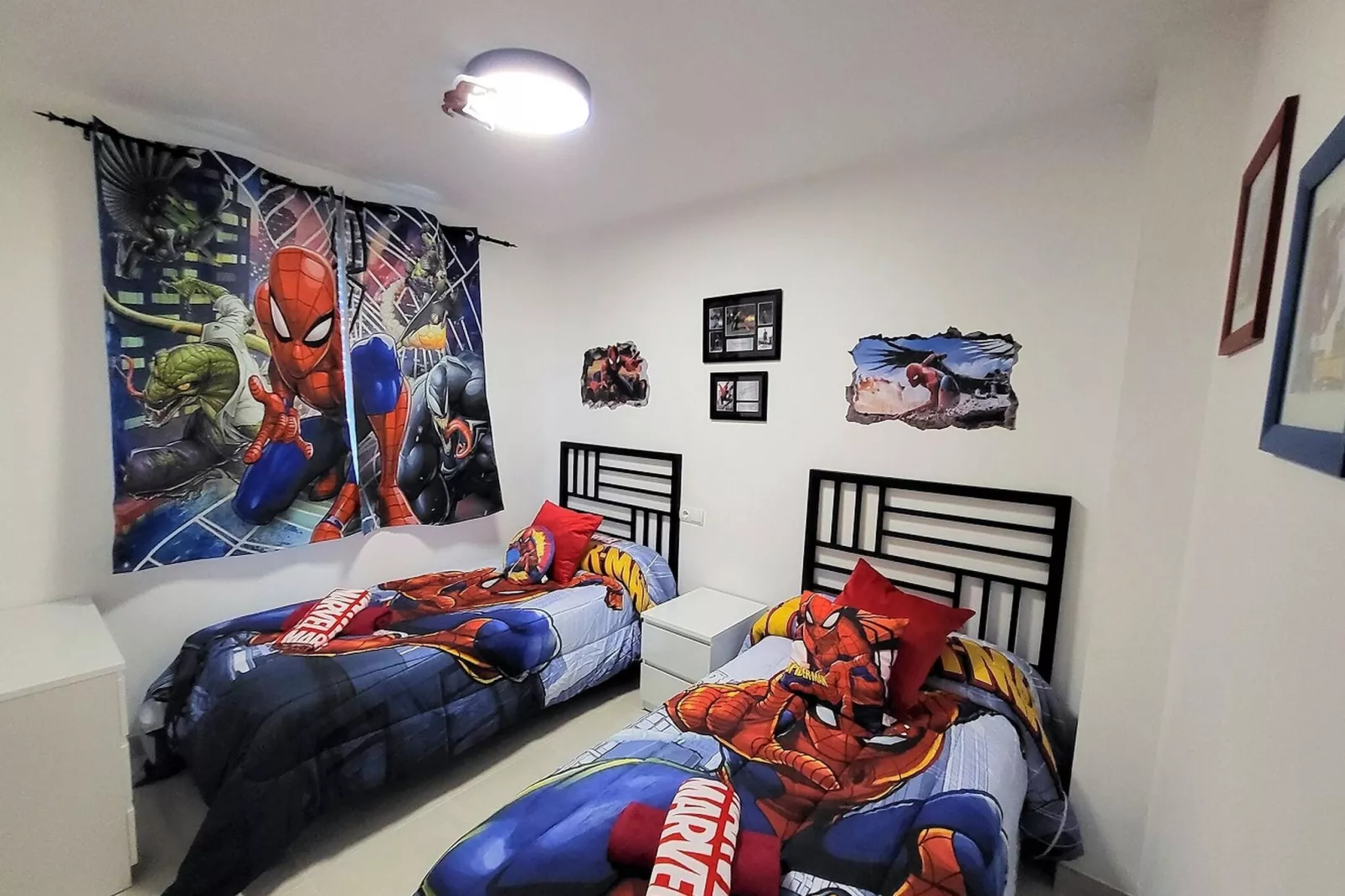 Ático Marvel con piscina privada-Slaapkamer