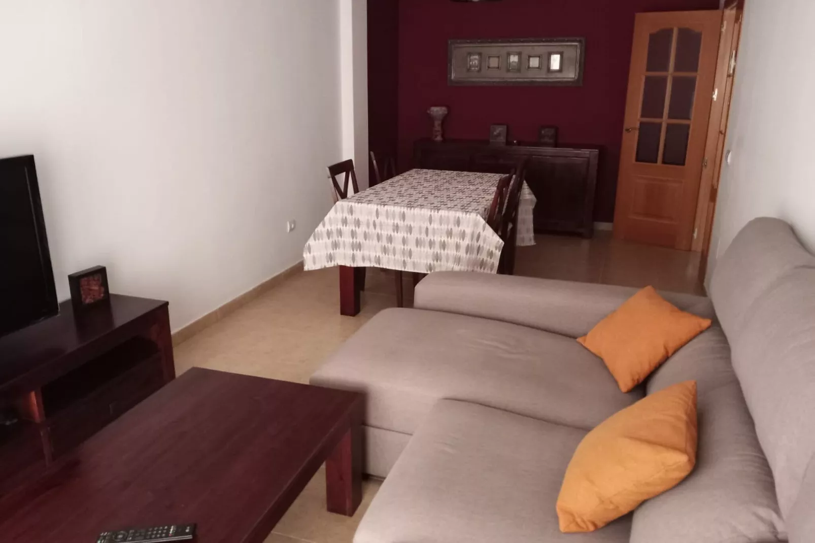 Coqueto apartamento en Aguadulce-Woonkamer