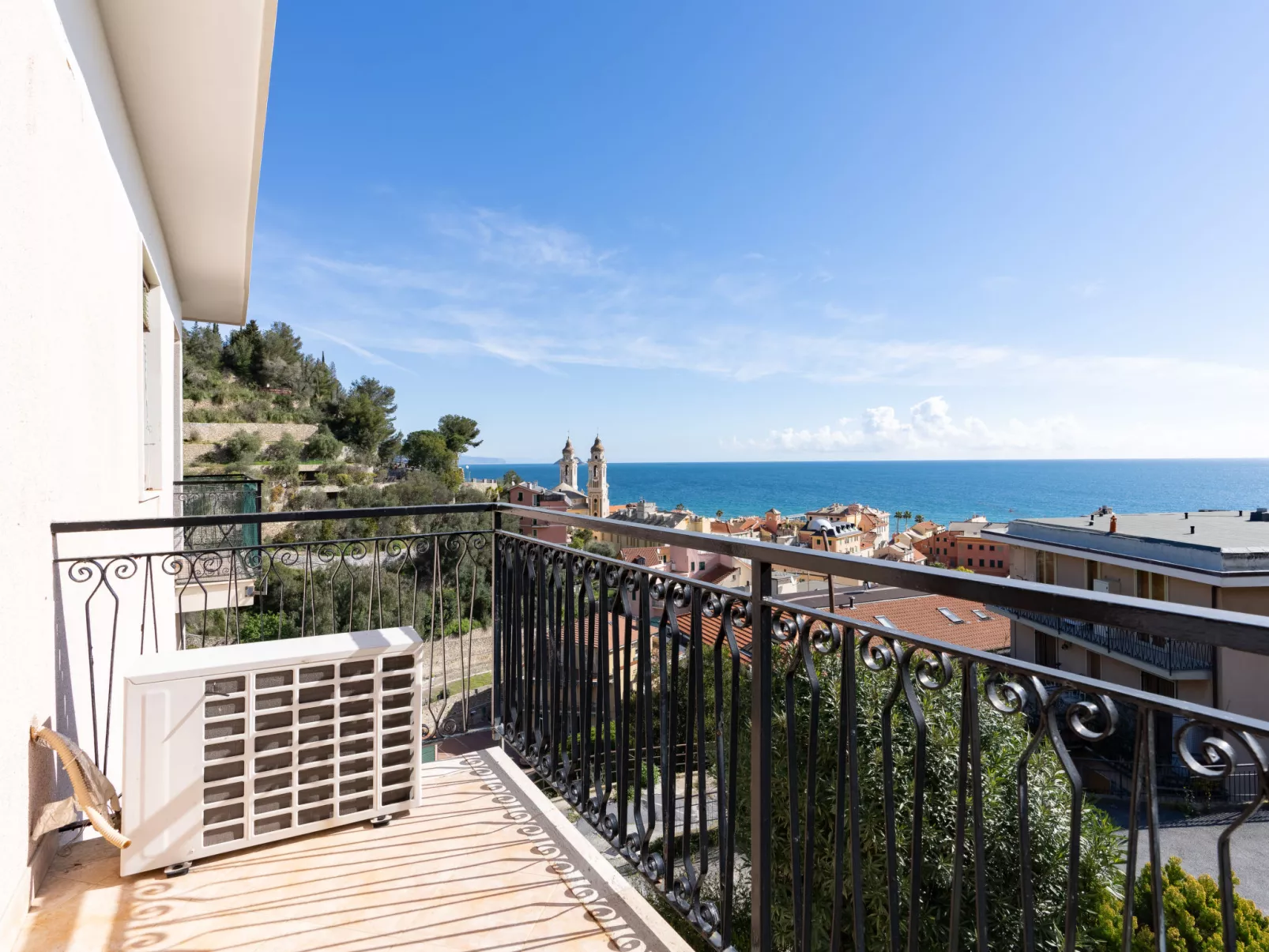 Garden an Seaview-Buiten