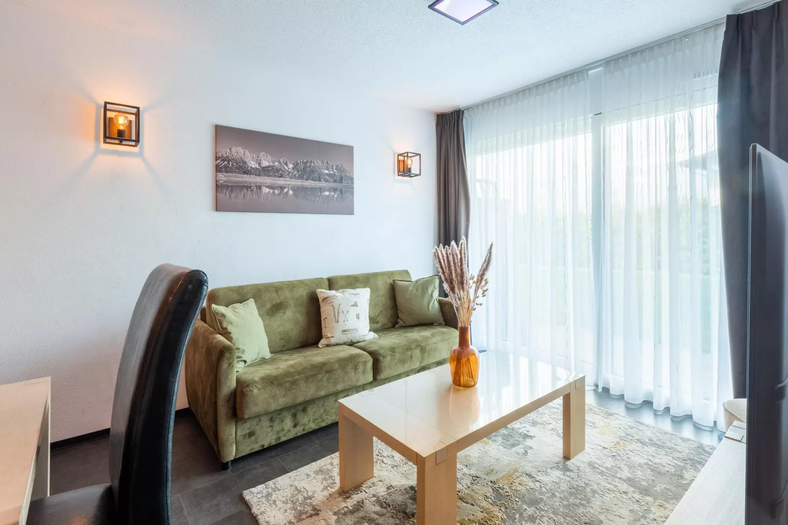 Apartment Berghof Ski-in & Ski-out-Woonkamer