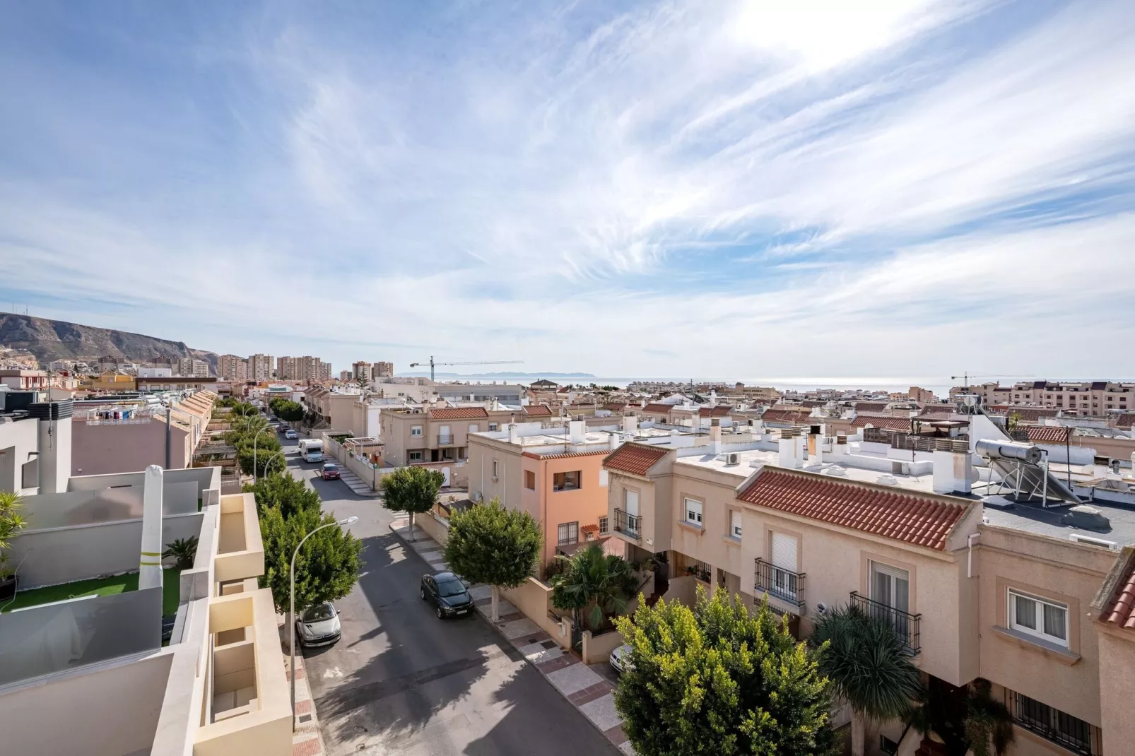 Bonita casa en Aguadulce-Uitzicht zomer