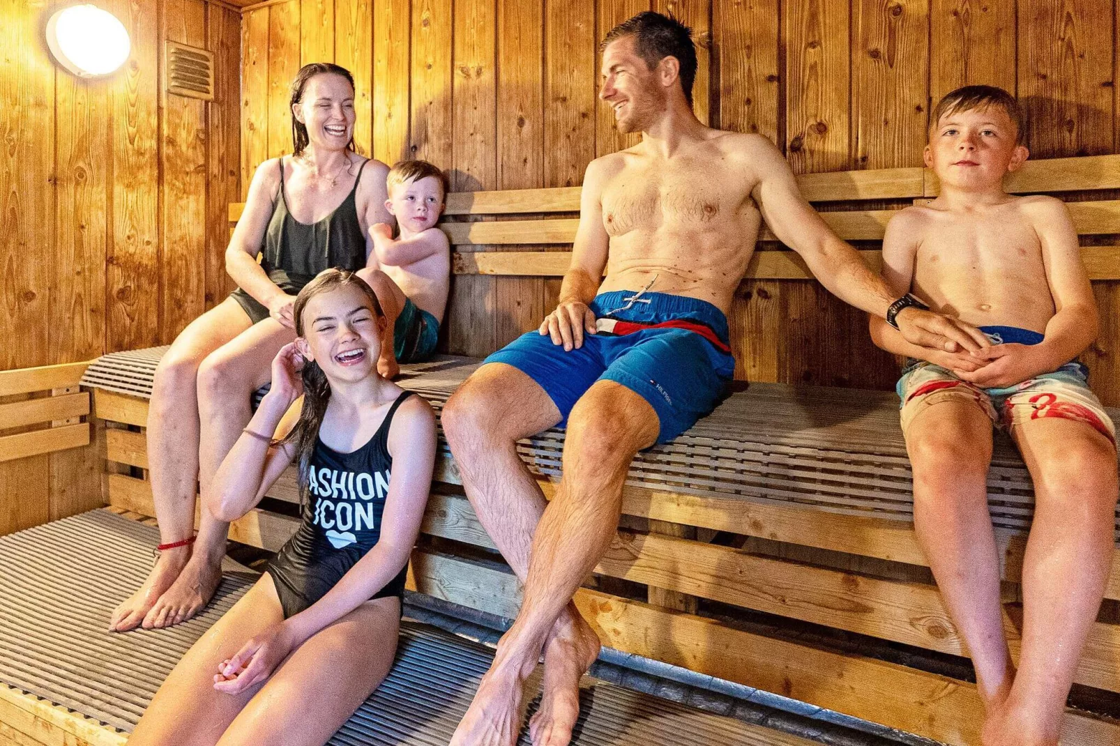 14 persoons vakantie huis op een vakantie park in Blåvand-Sauna