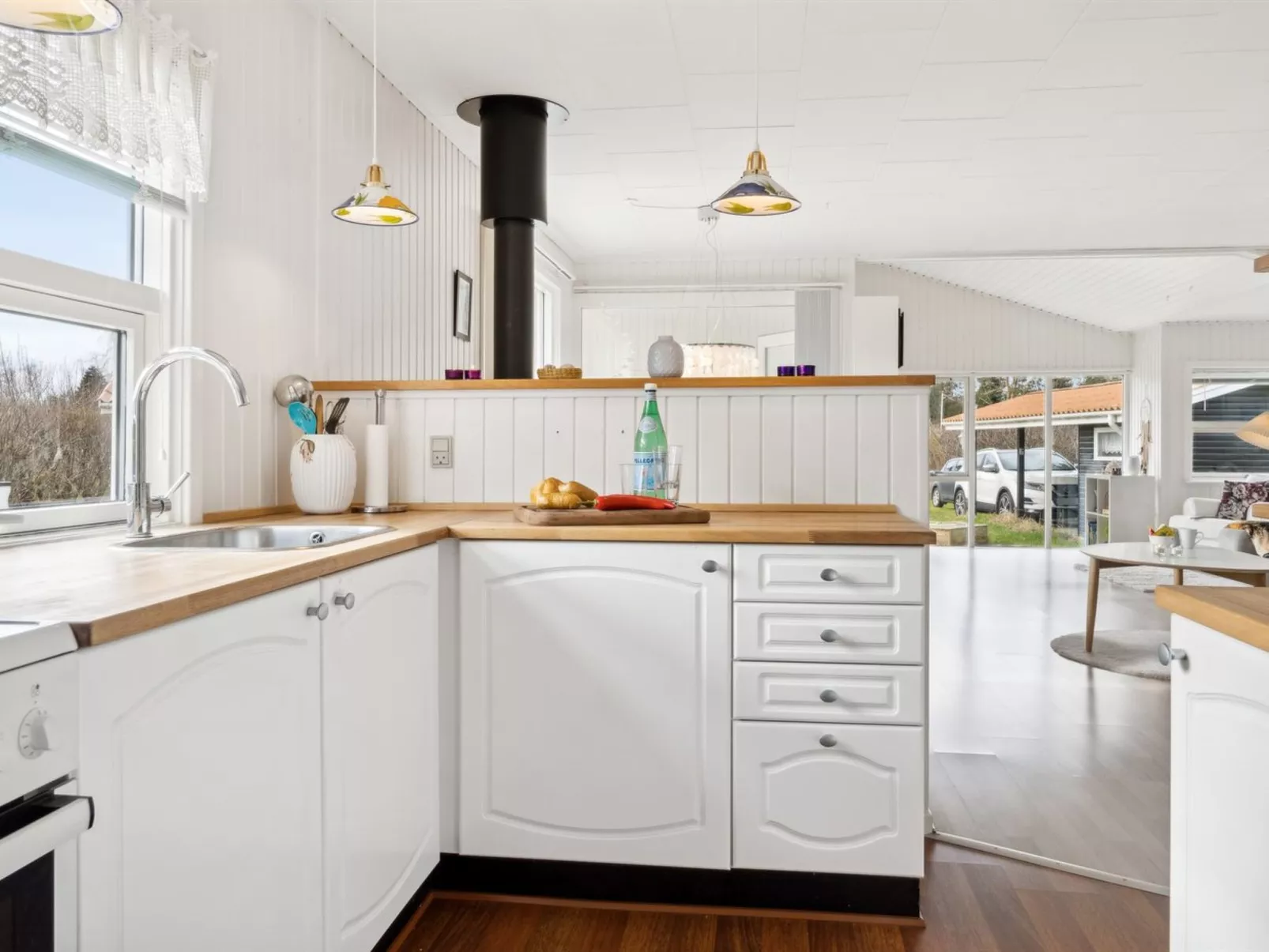 "Senja" - 450m from the sea-Buiten