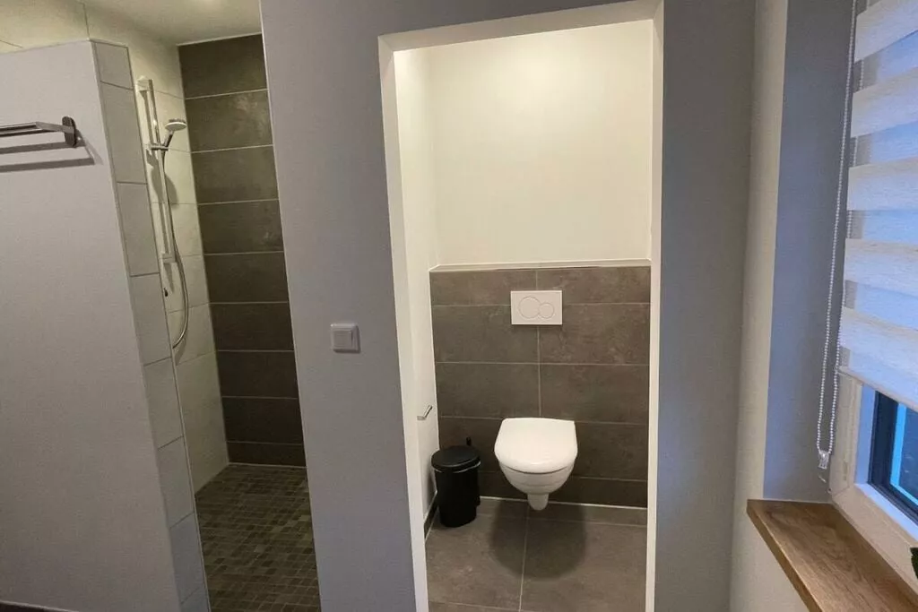 457552-Badkamer