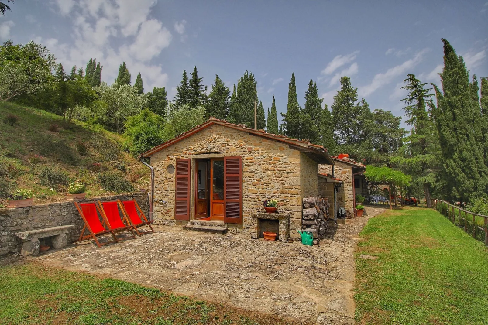 Casa Stefania-Buitenkant zomer