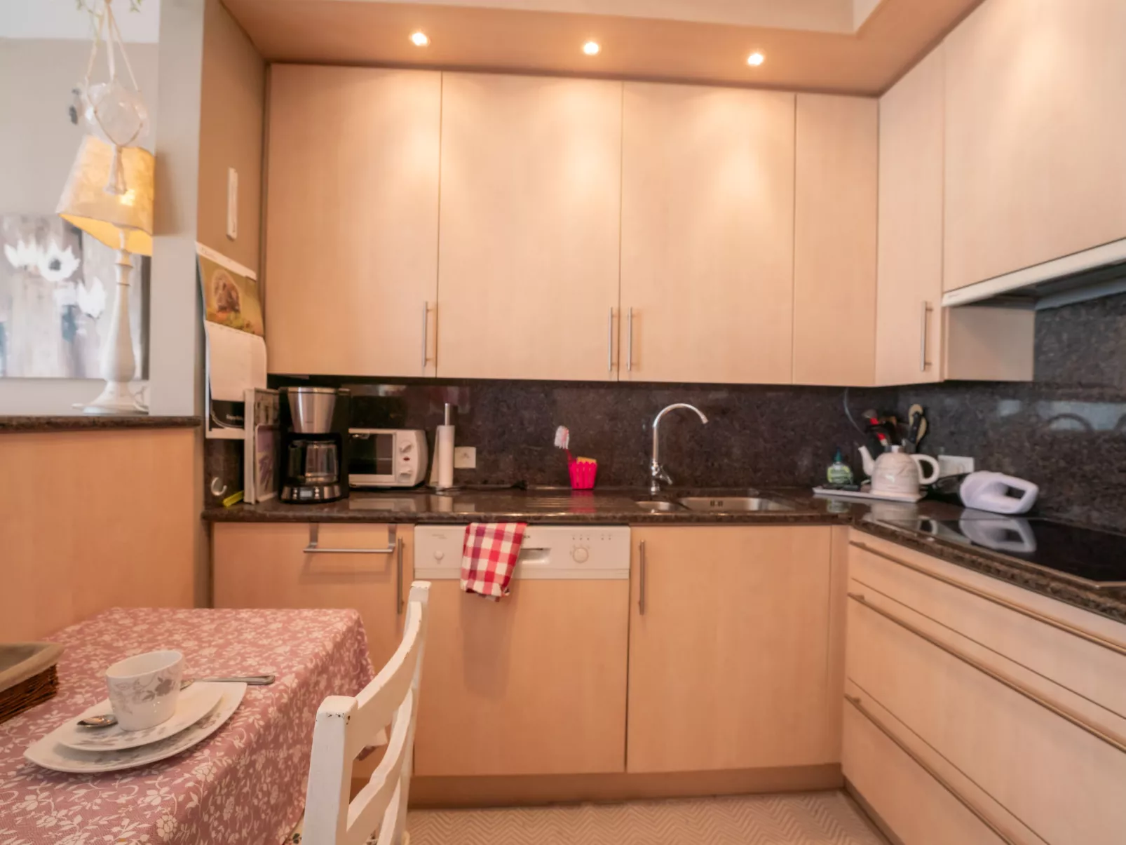 De tulp - romantic ground floor app-Binnen