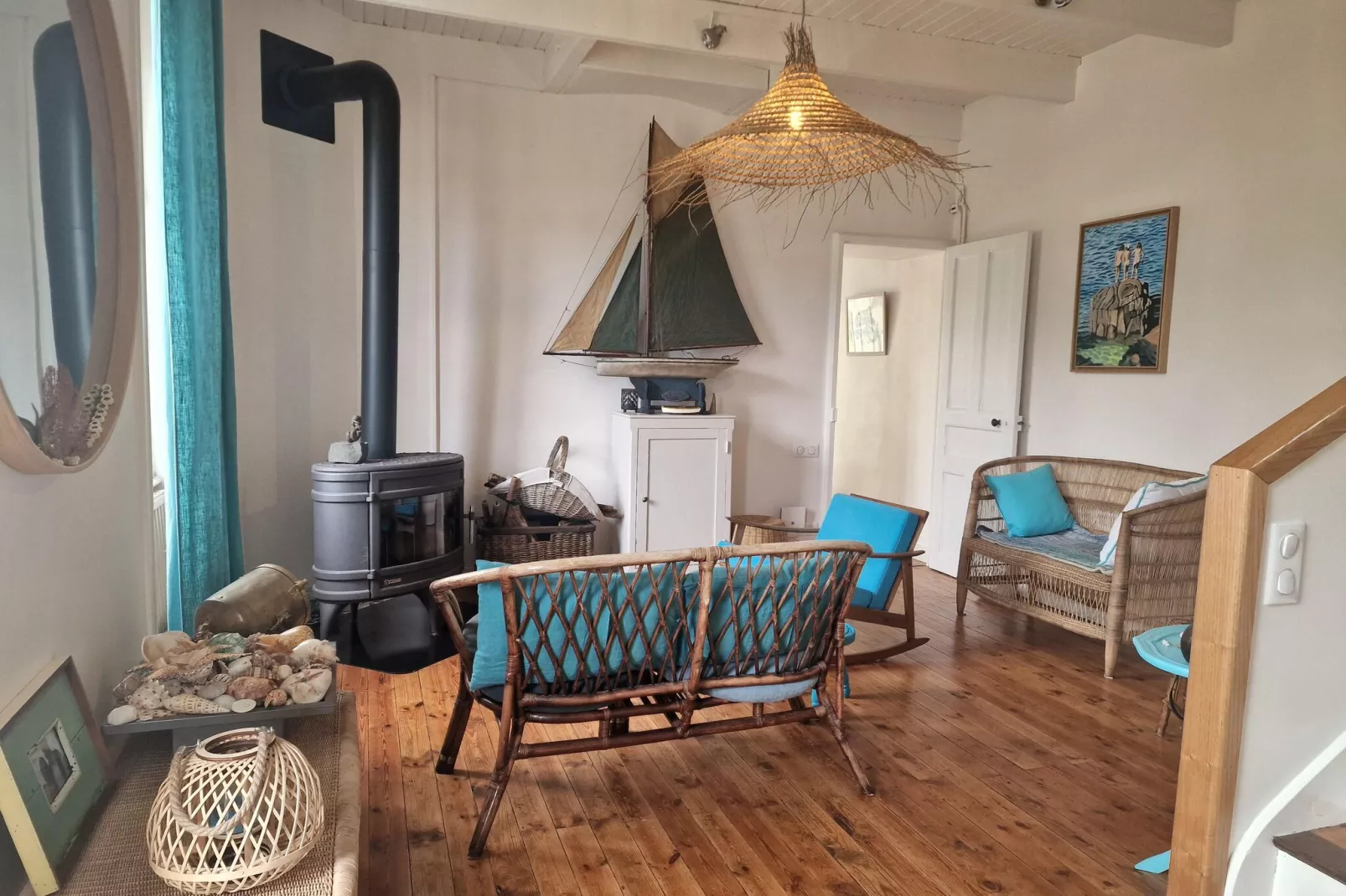 Holiday home in Plougasnou Baie de Morlaix-Woonkamer