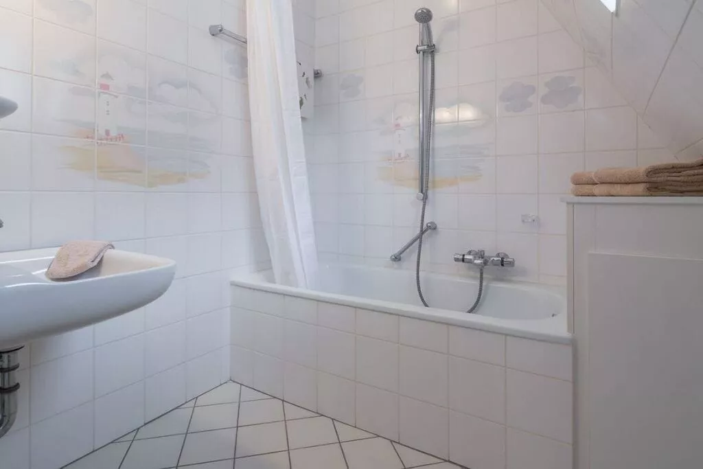 392968-Badkamer