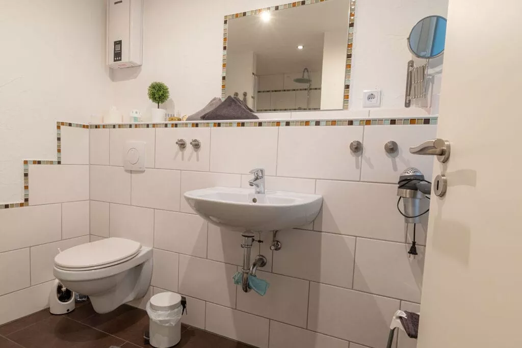 440018-Badkamer