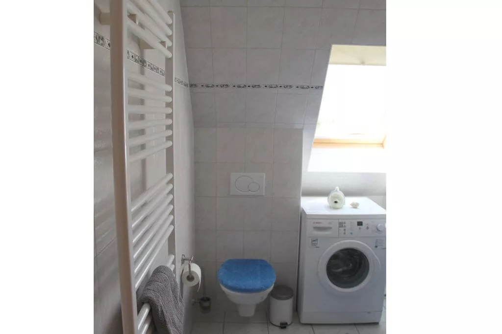 84143-Badkamer