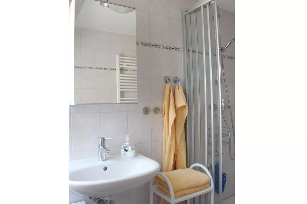 84143-Badkamer