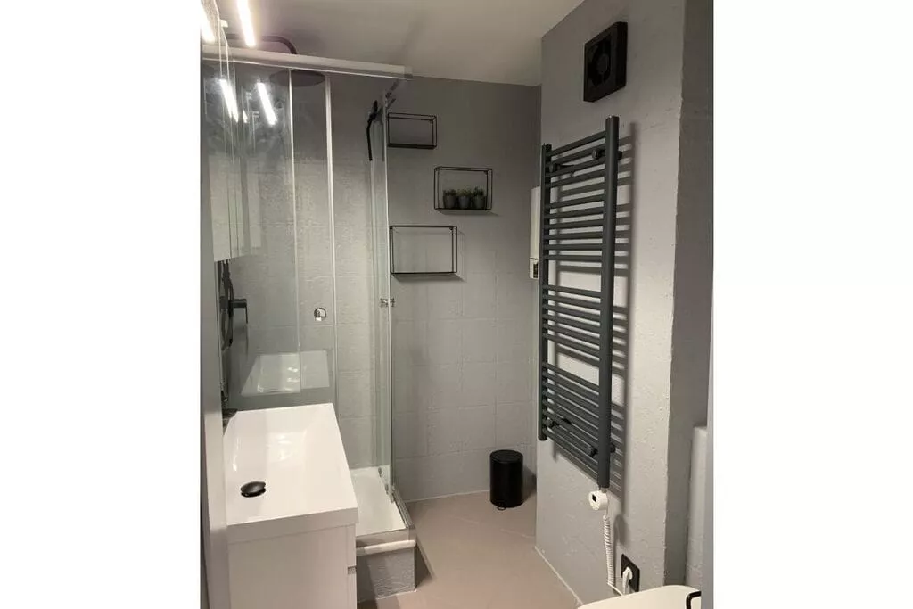 462193-Badkamer
