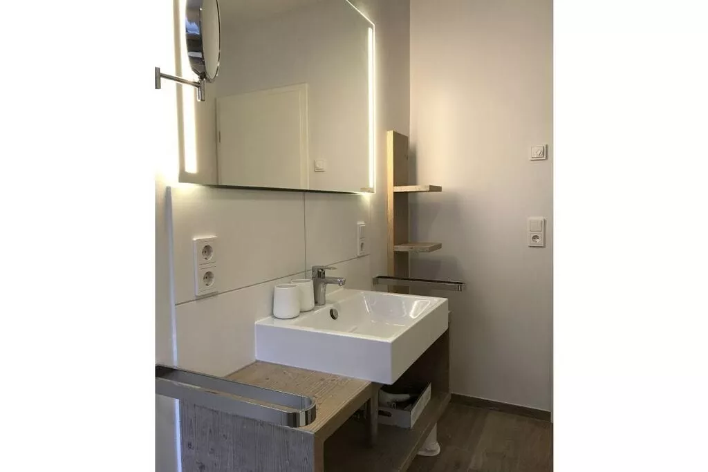 204135-Badkamer