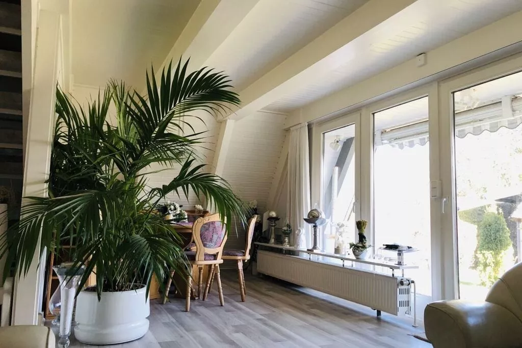 325588-Eetkamer