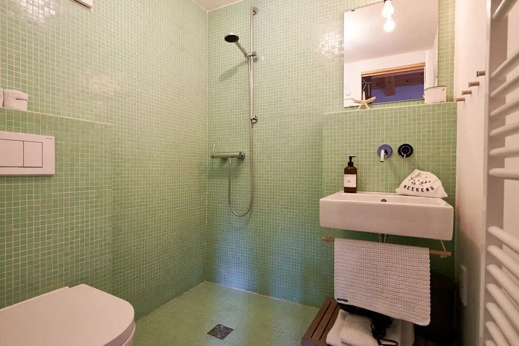 239873-Badkamer